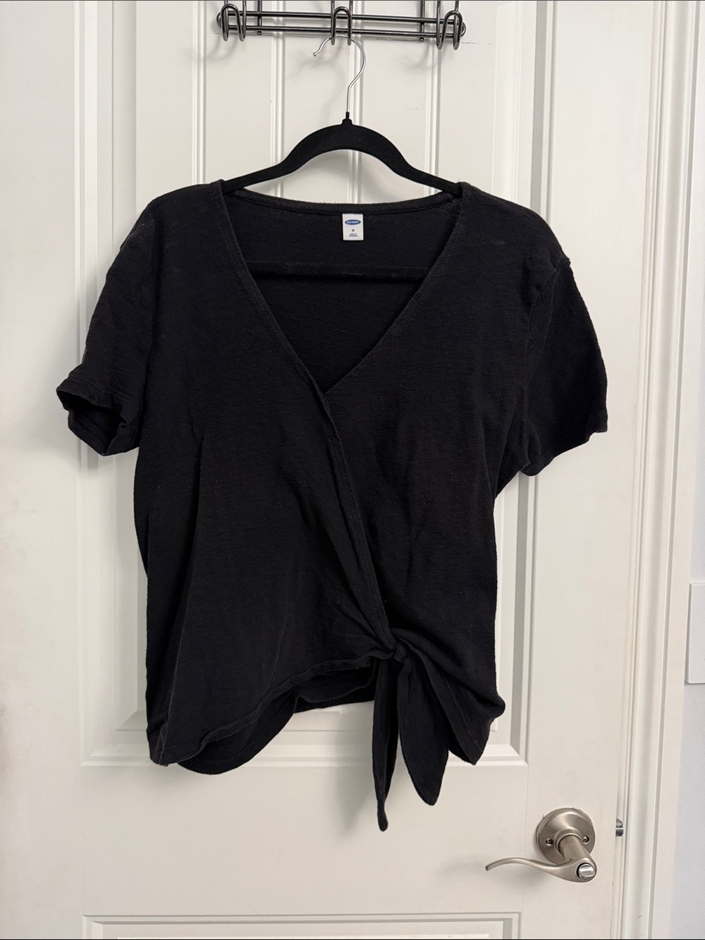Old Navy Black Wrap Tie Short-Sleeve Top size Medium